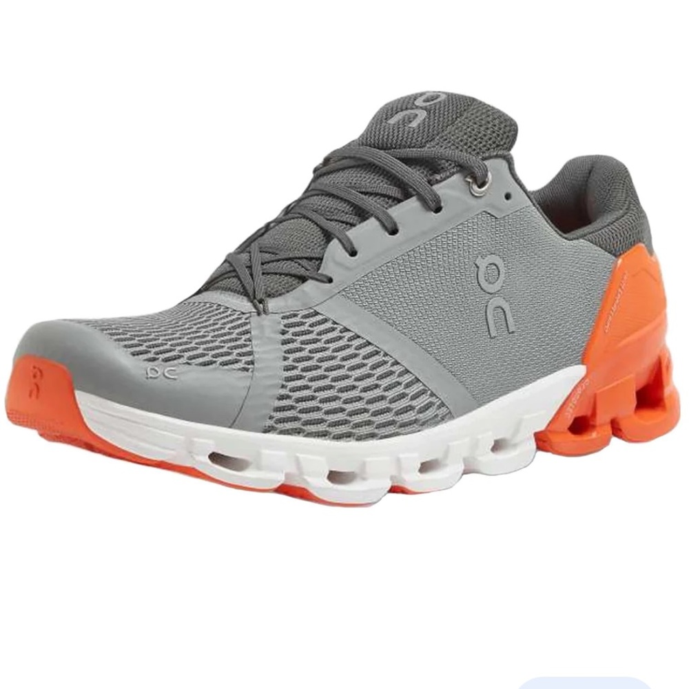 ON CLOUD FLYER RUNNING SHOES